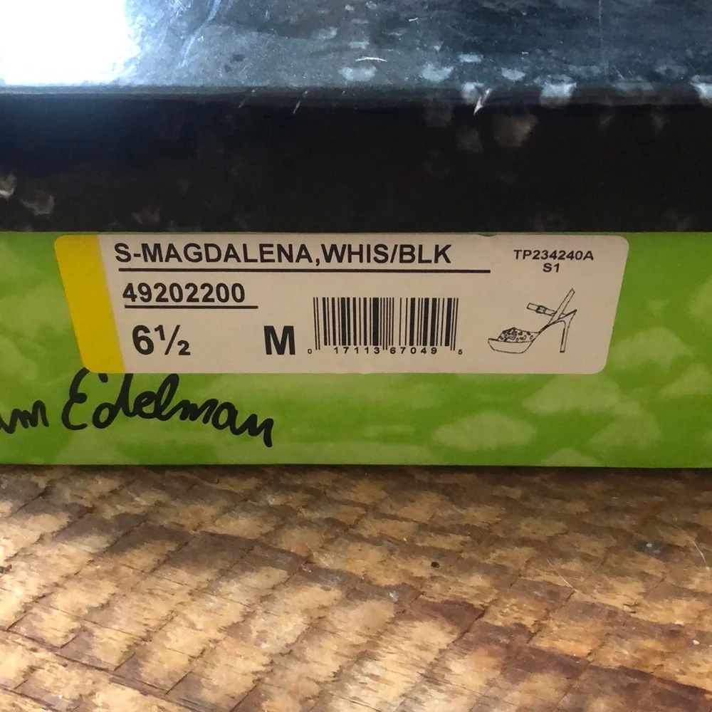 Sam Edelman Magdalena platform